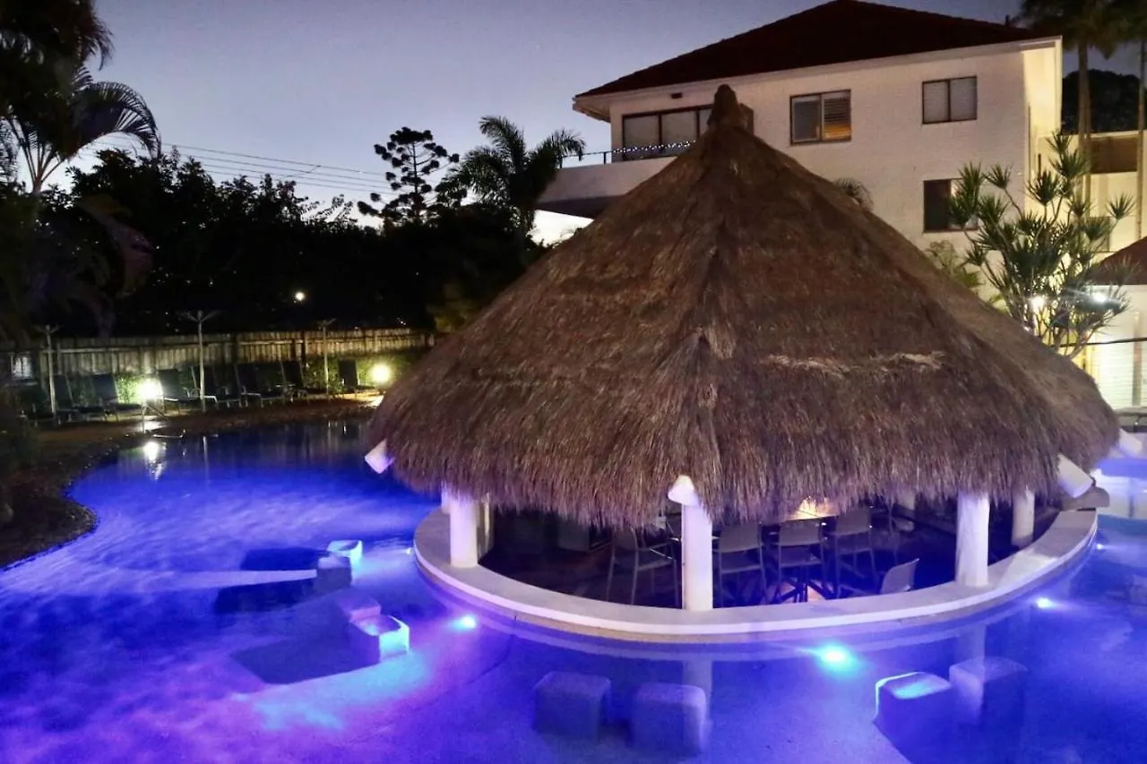 Chic 2 Bdrm Poolside Apartment Noosa Heads Australia